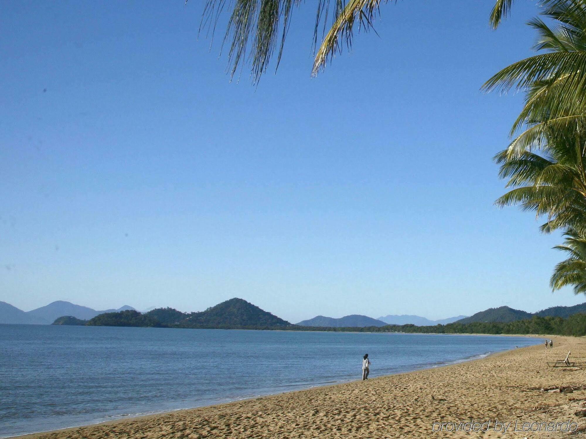 Beachview Apartments At Villa Paradiso Palm Cove Exterior photo